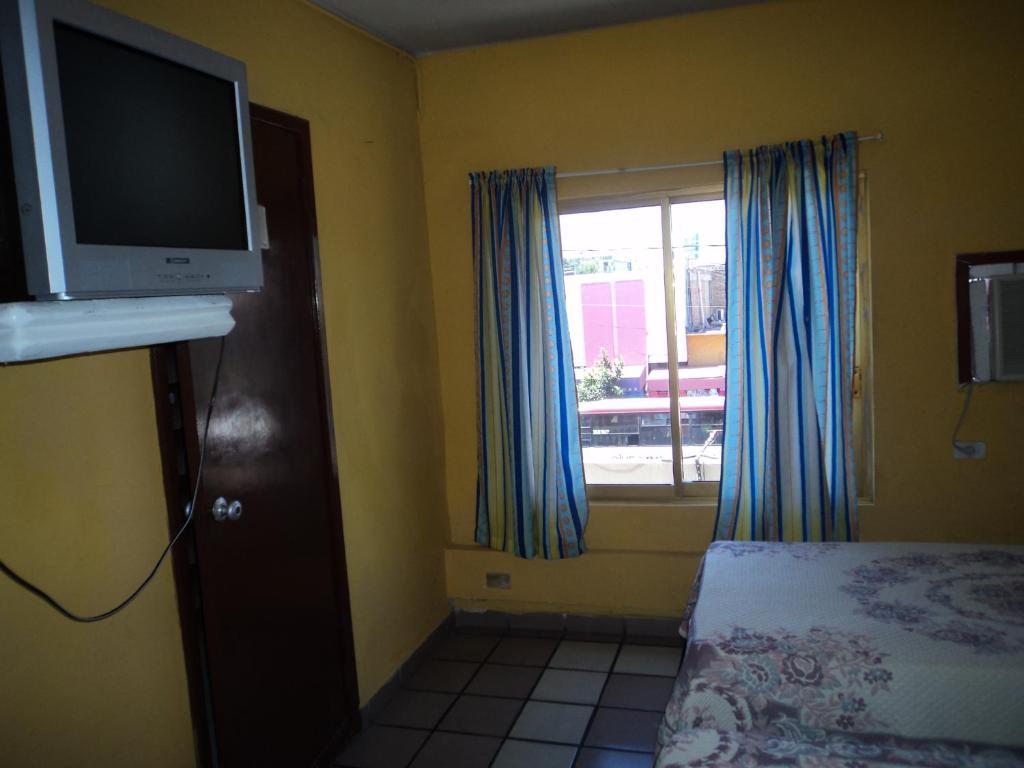 Hotel Del Valle Los Mochis Room photo