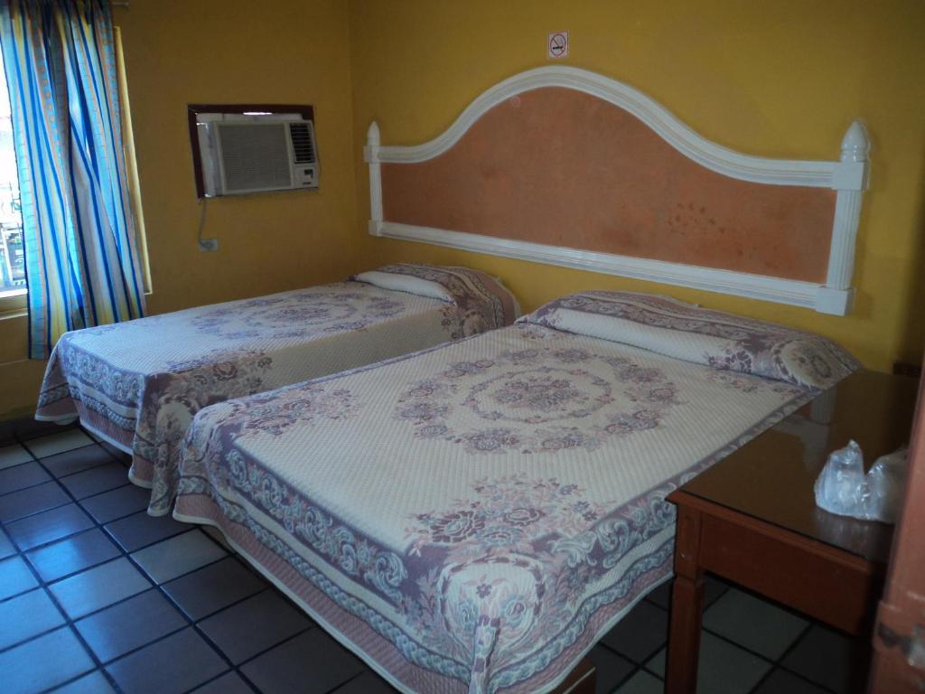Hotel Del Valle Los Mochis Room photo