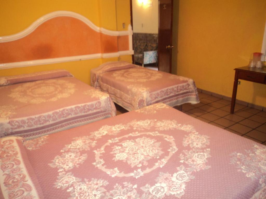 Hotel Del Valle Los Mochis Exterior photo