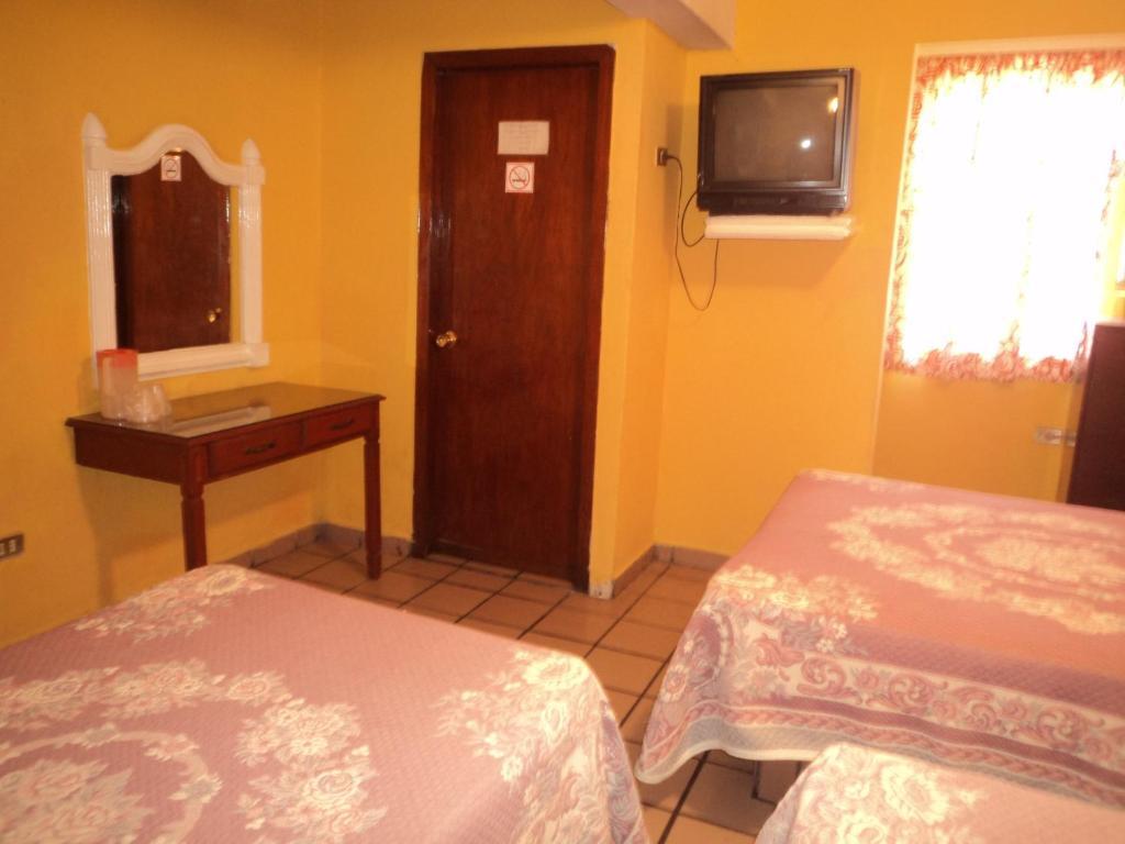 Hotel Del Valle Los Mochis Exterior photo